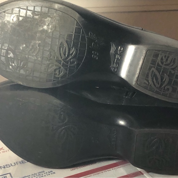 Dansko Women's Black Suede 2 1/2" Full Zip heel Boots size 8 USA 39 Euro - Picture 8 of 9